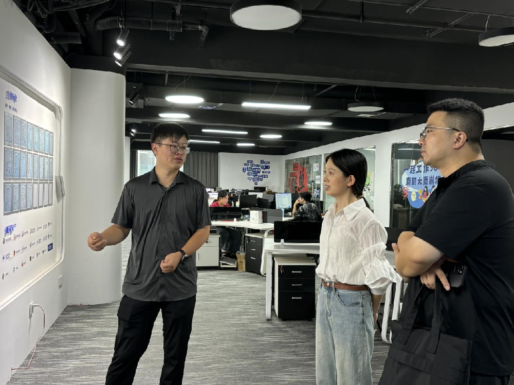 阜阳市传媒广告有限公司一行莅临我司交流 共探合作新契机